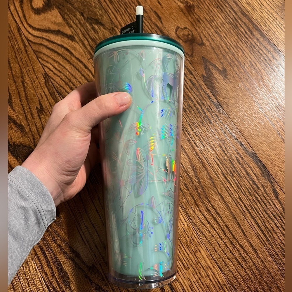 NEW Starbucks | Winter‎ Release 2022 Holographic Reindeer Color Changing Tumbler